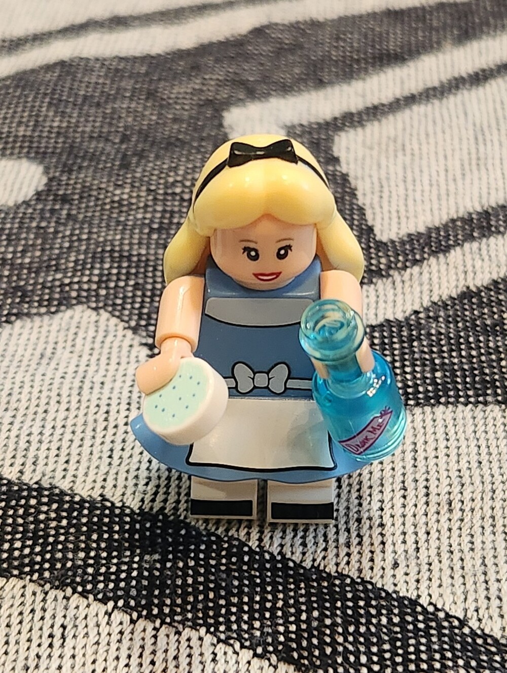 LEGO DISNEY Alice In Wonderland Series 1 Collectible Minifigures 71012 - Picture 2 of 11